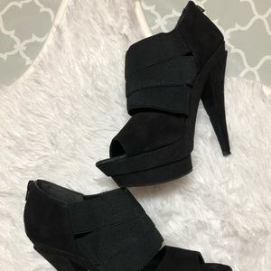 Jessica Simpson Suede Platform Heel